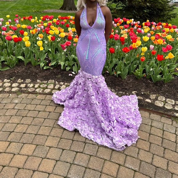 backless lavender purple sequined mermaid prom dress - Picture 3 of 4